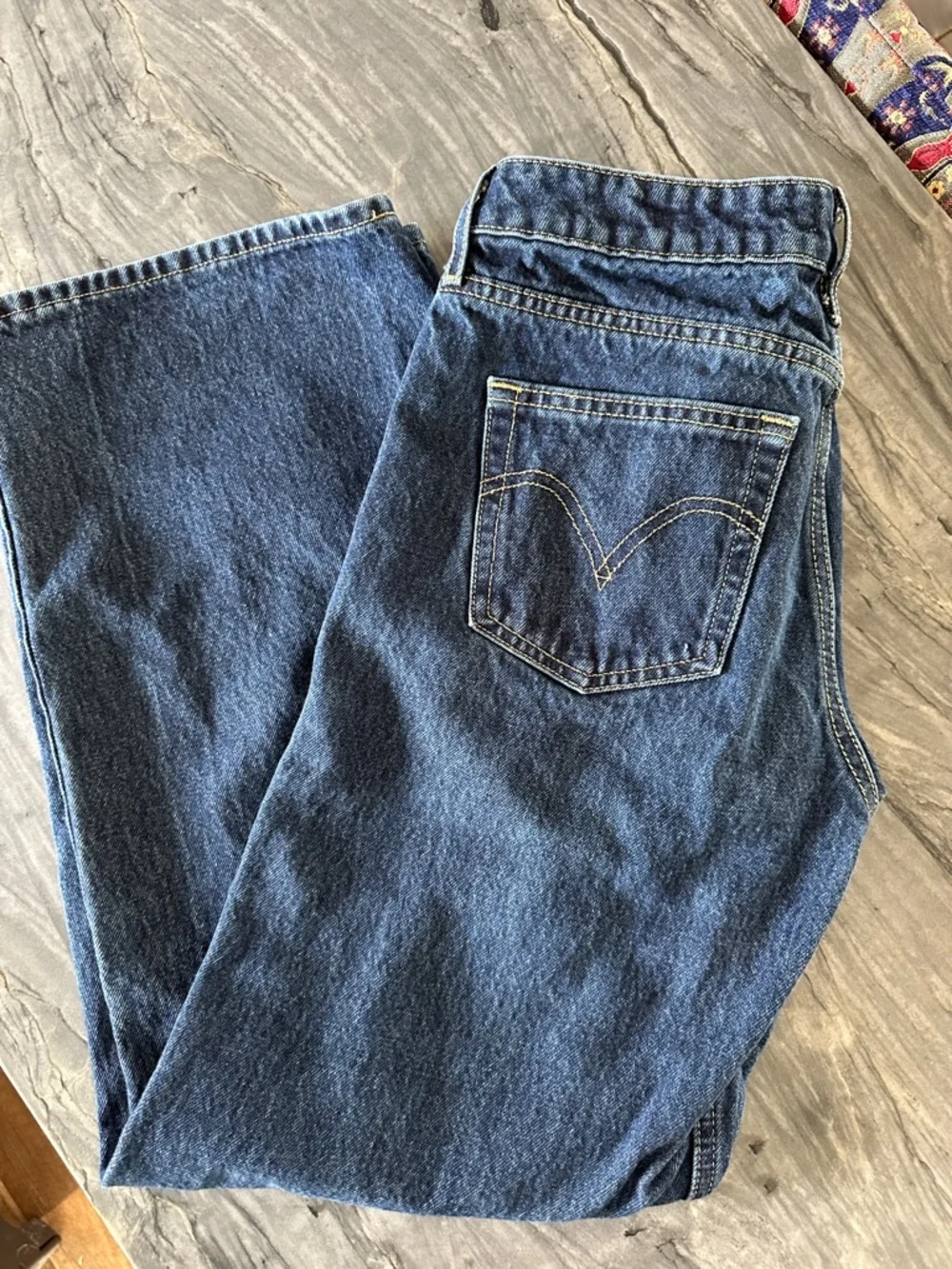 Levi's Low Loose Women's Dark Blue Jeans Size 28 with 30” Inseam - Picture 2 of 7